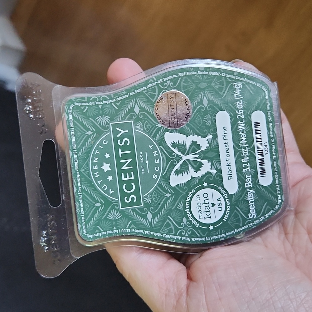 Scentsy Black Forest Pine Bar